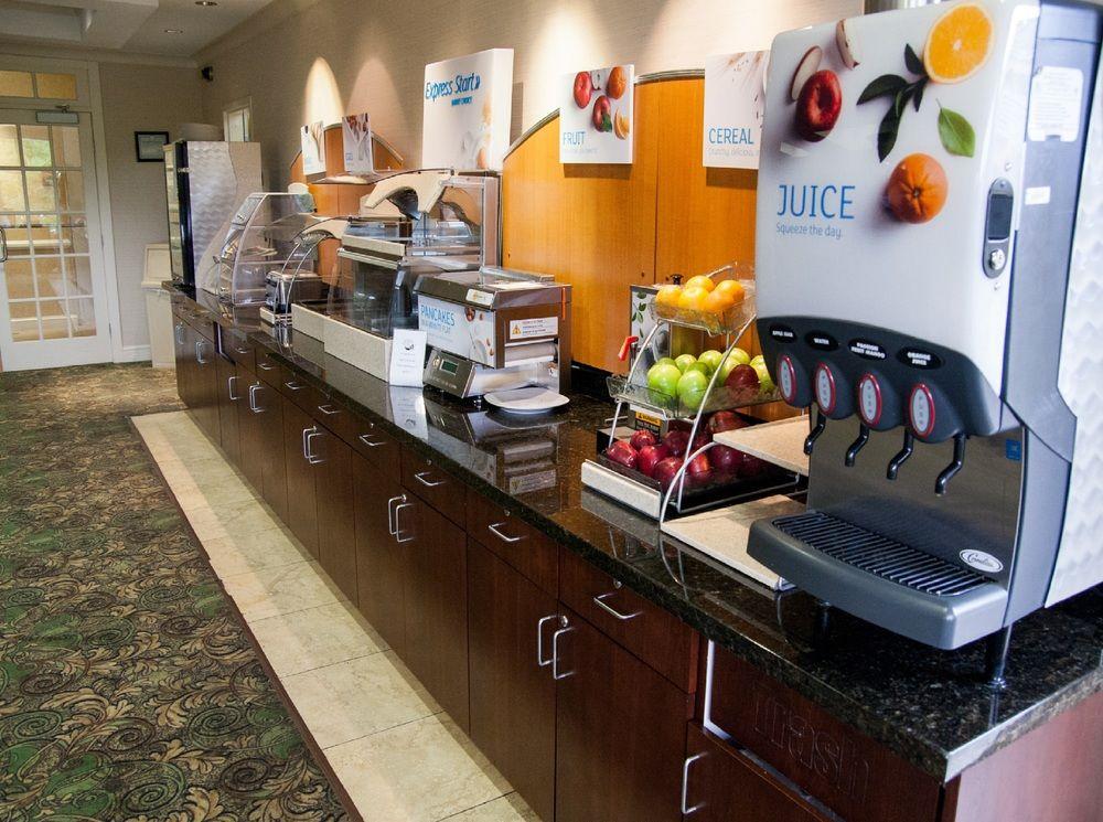 Holiday Inn Express Hotel & Suites Binghamton University-Vestal By Ihg Kültér fotó